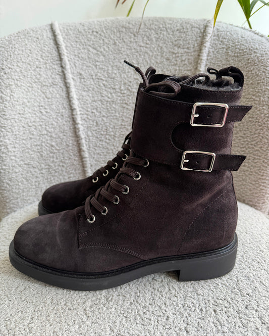 Brown Suede Shearling Lined Boots ~ Size 6.5