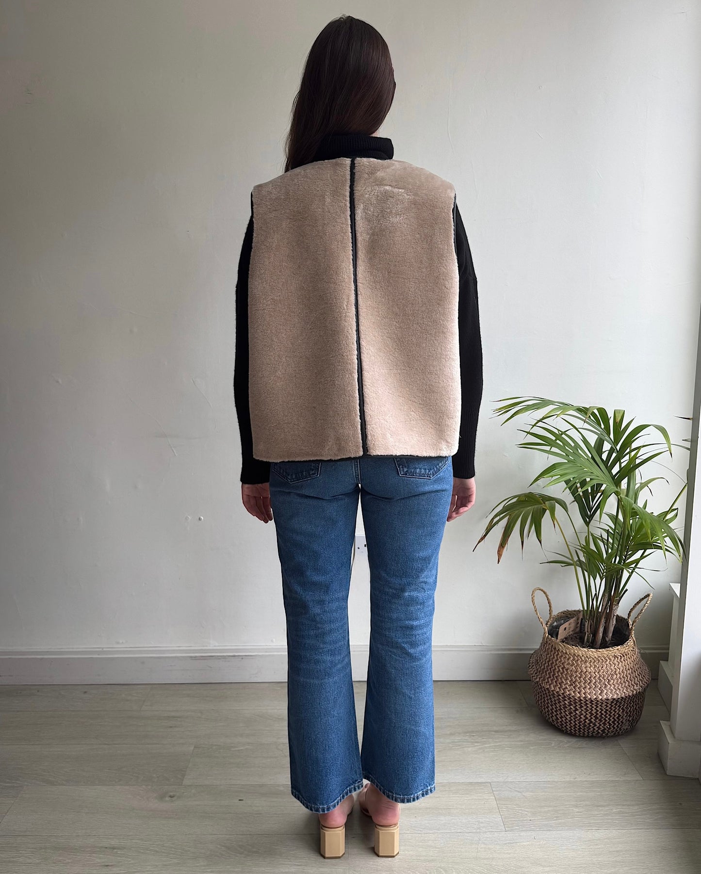 Faux Shearling Gilet ~ M