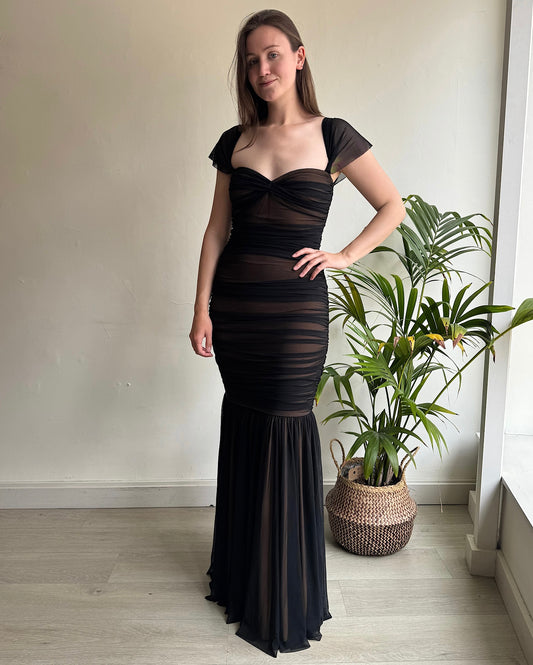 Black Gown ~ Size M