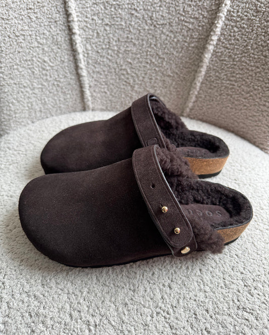Brown Shearling Sleep Clogs ~ Size 4