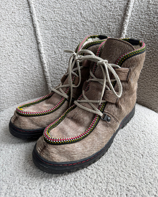 Incredible Boots ~ Size 7