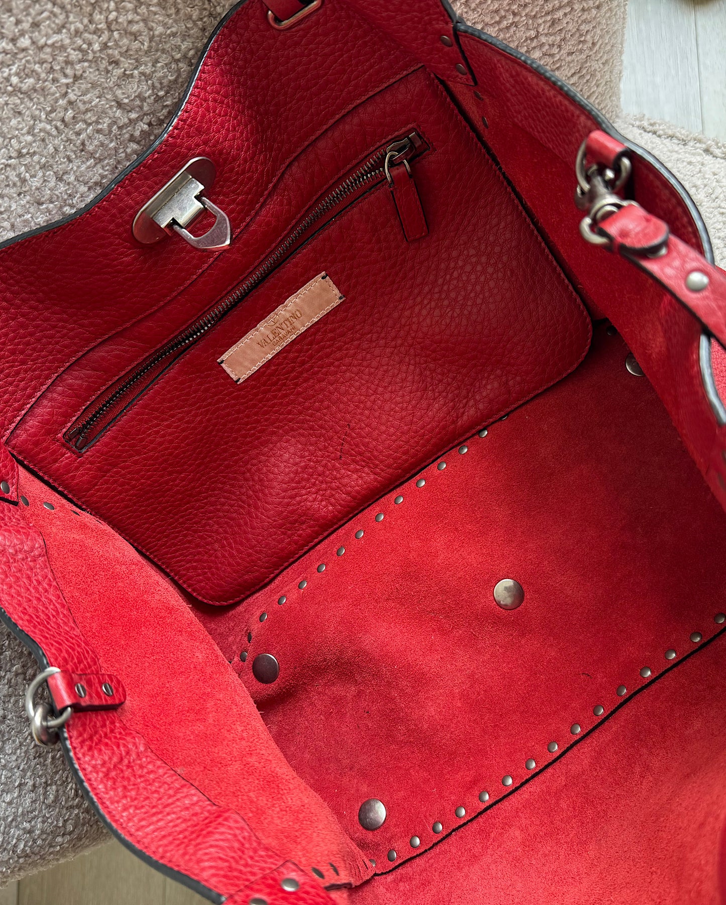 Red Rockstud Tote