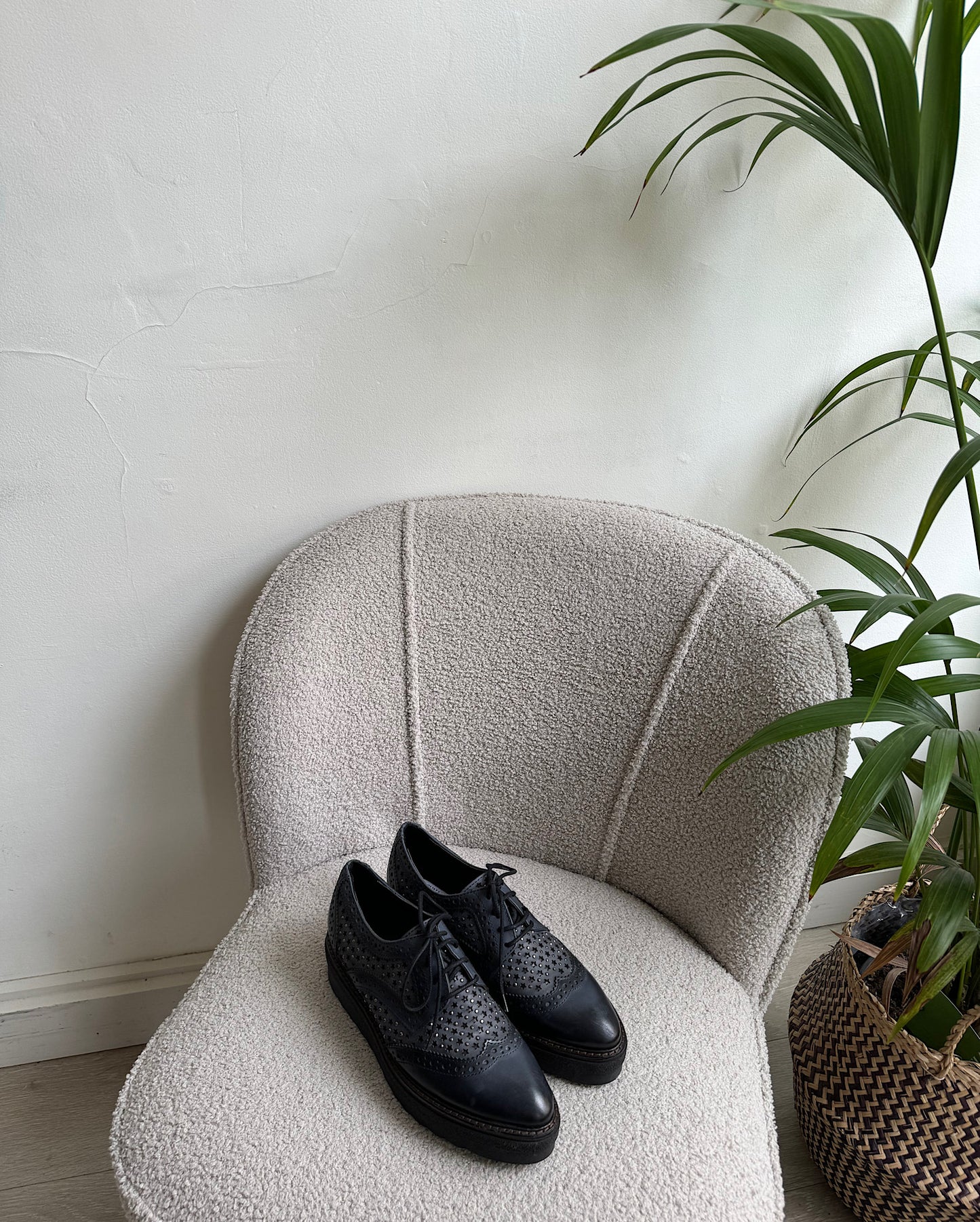 Black Platform Shoes ~ Size 4