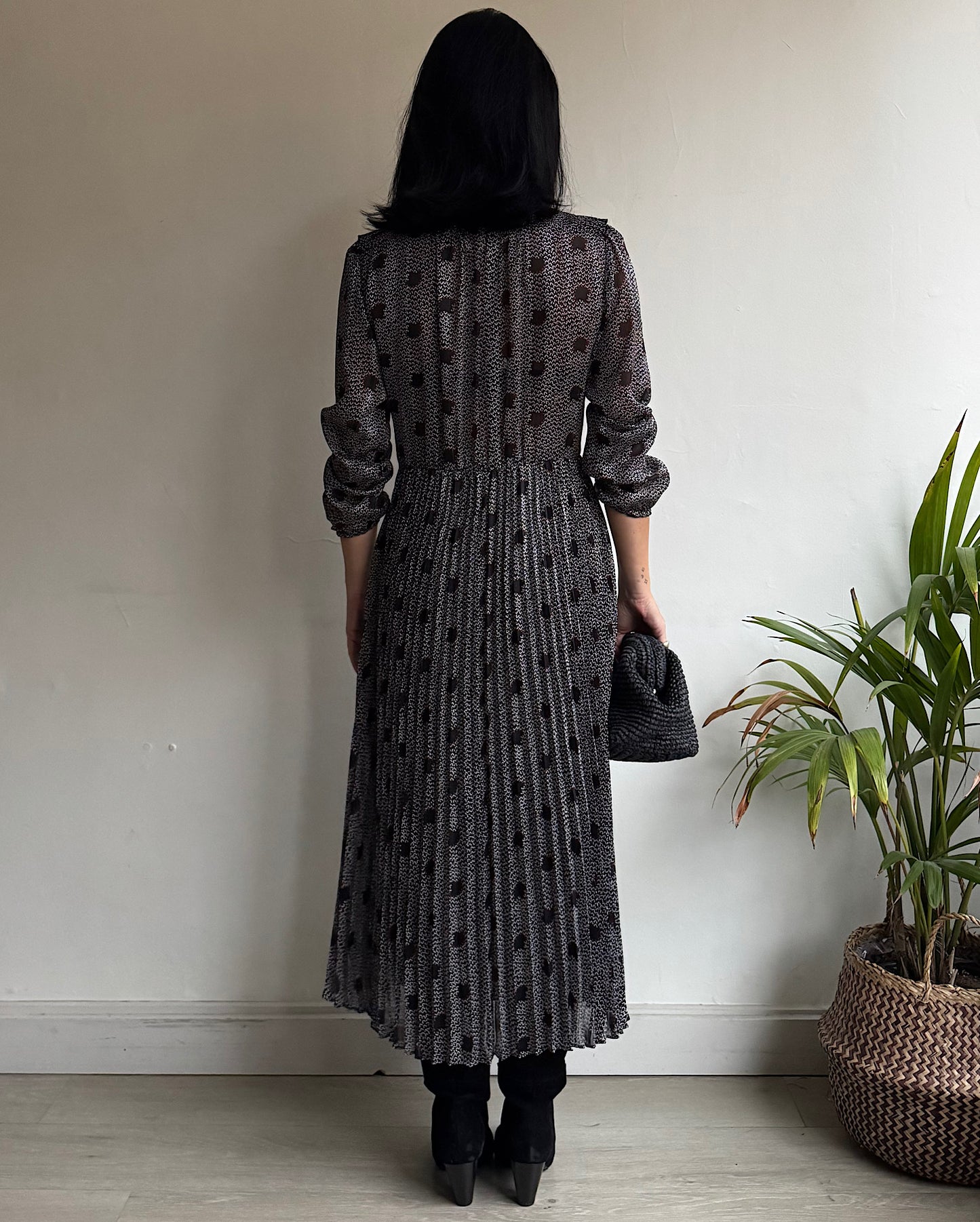 Ruffle Dress ~ Size 6