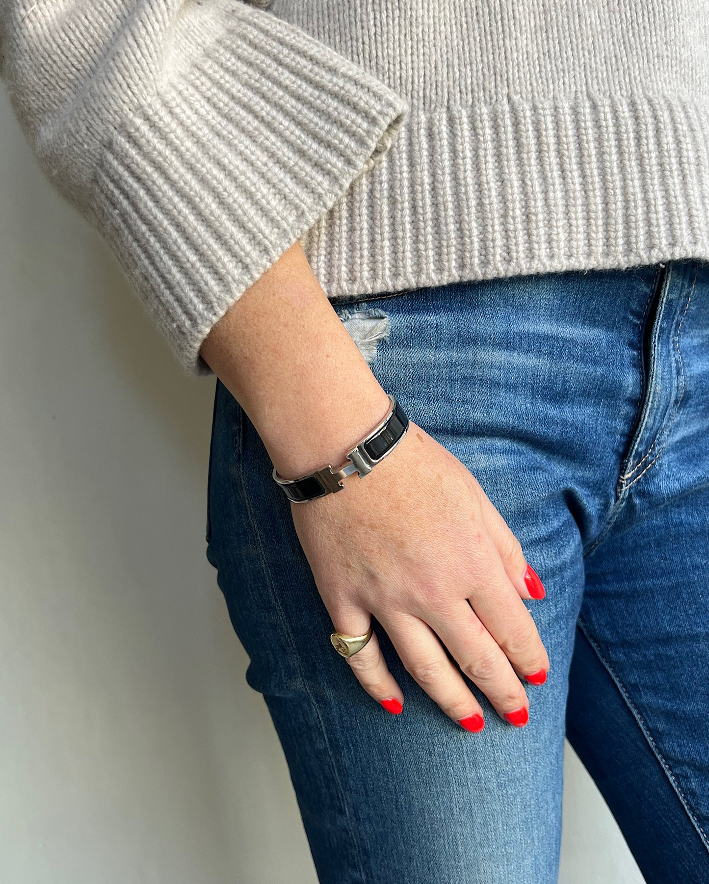 SALE - Black and Silver ‘Clic H’ Bracelet