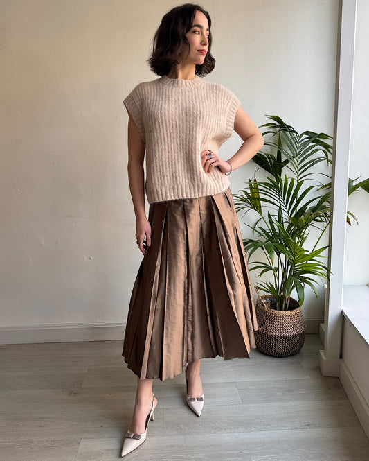 Silk Pleated Skirt ~ Size 8