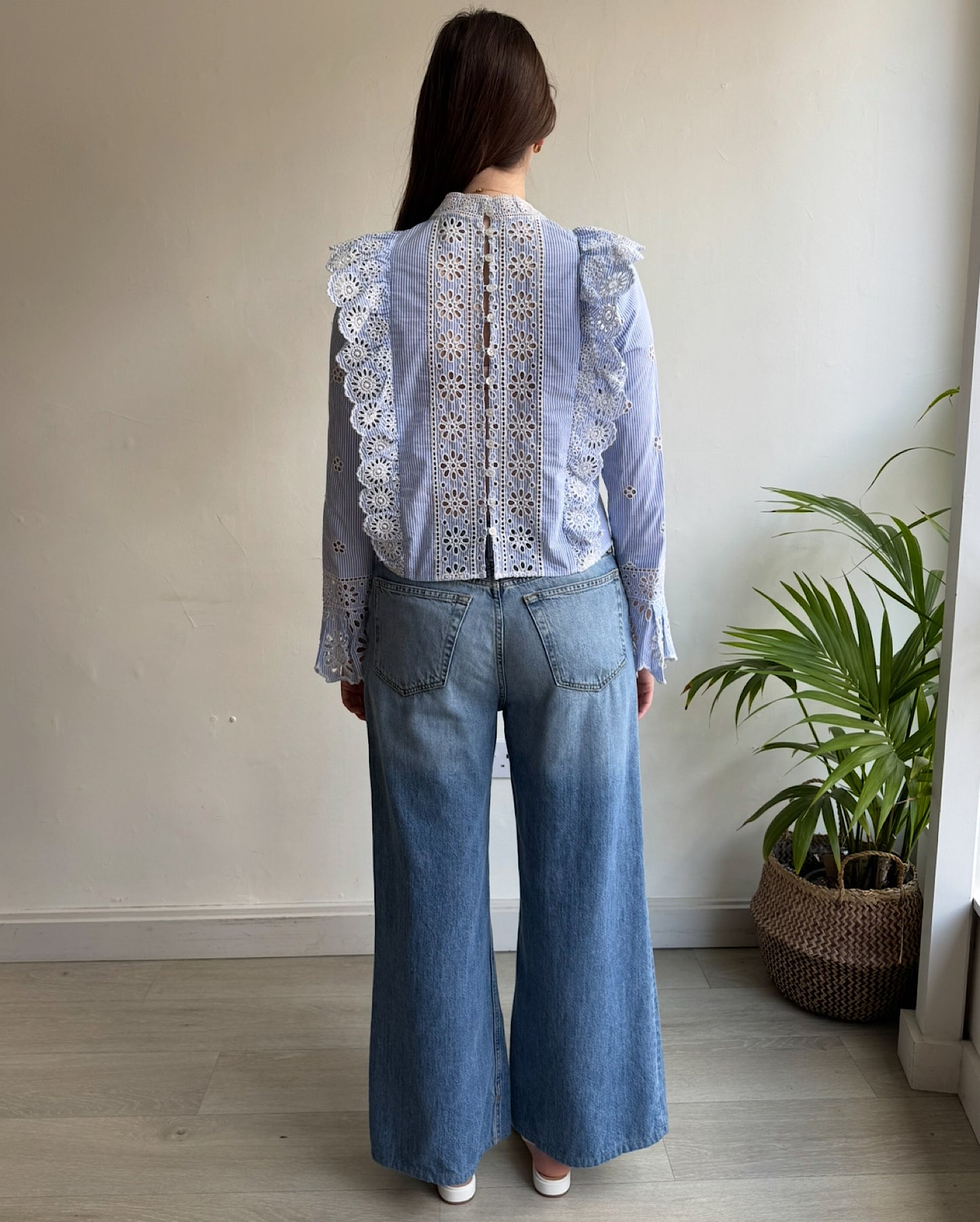 SALE Broderie Ruffle Top ~ Size 10