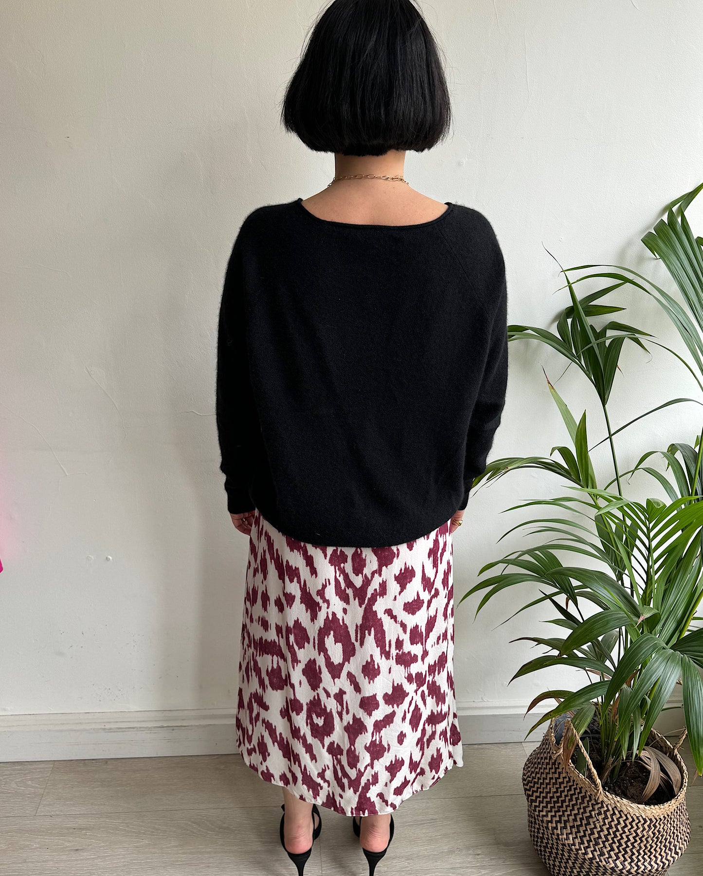 Patterned Silk Skirt ~ Size 10