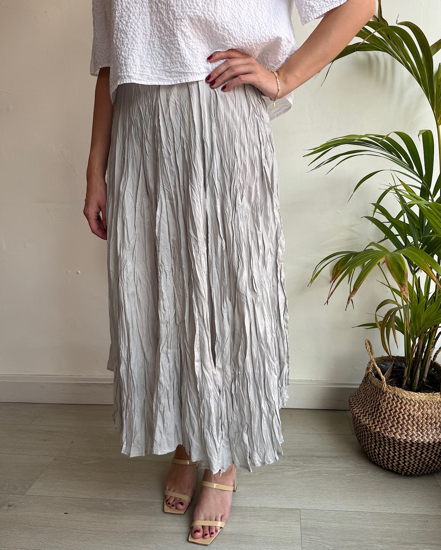 Silver Grey Crinkle Skirt ~ Size S