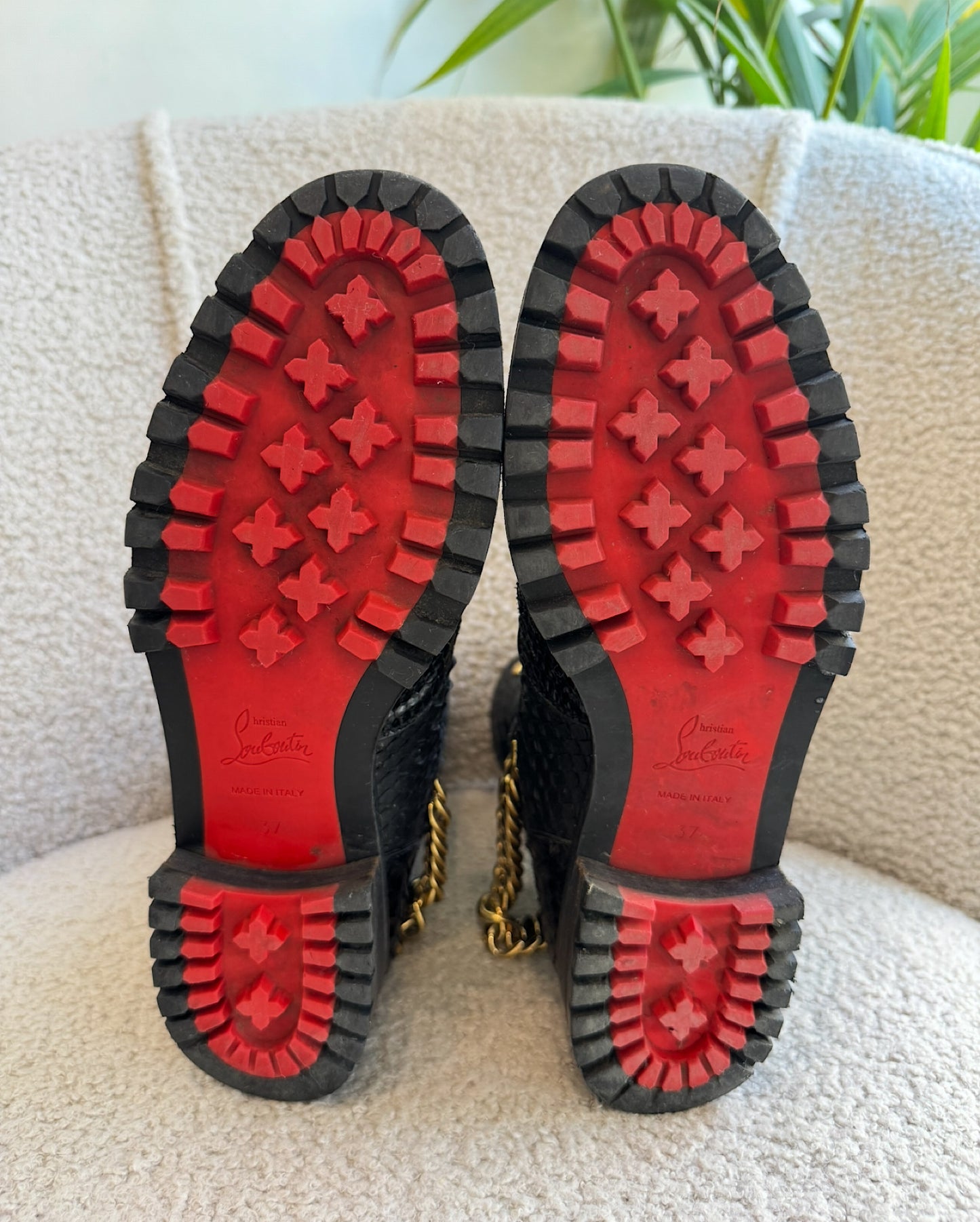 Black Boots ~ Size 4