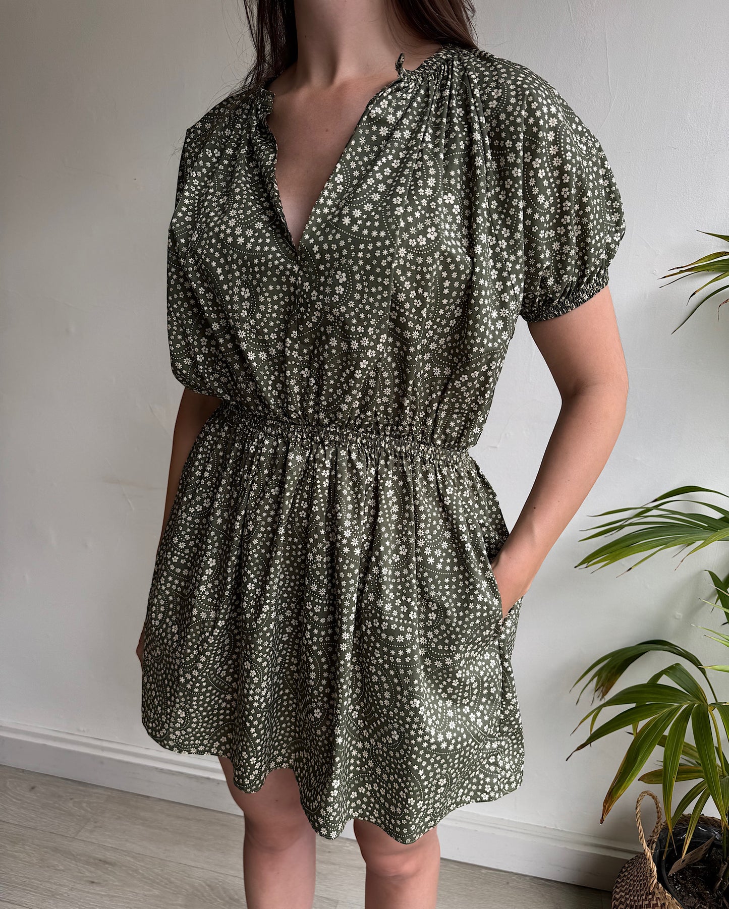 SALE Green Mini Dress ~ Size 12