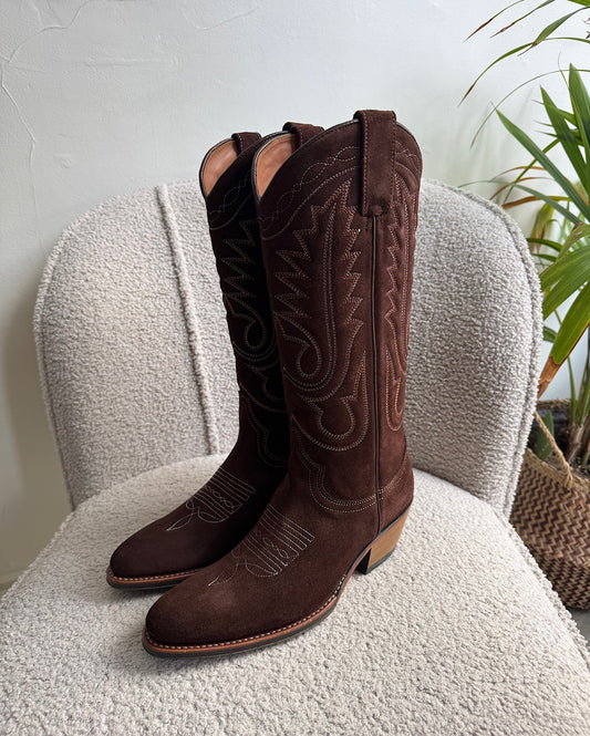 Brown Suede Cowboy Boots ~ Size 4