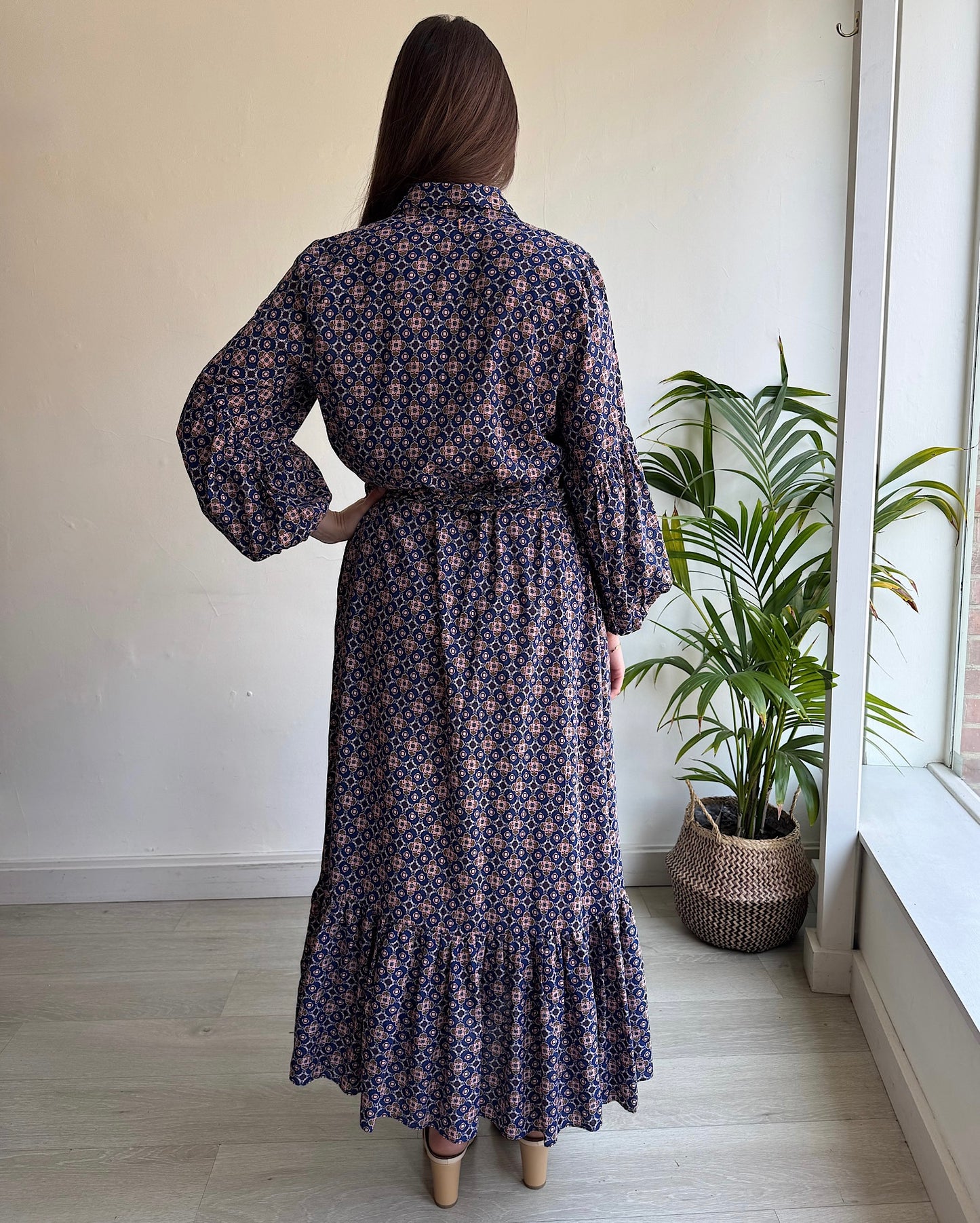 Patterned Maxi Dress ~ M