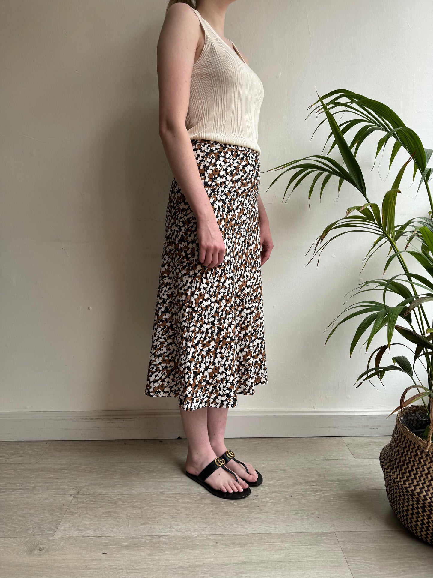 SALE Patterned Skirt ~ Size 10