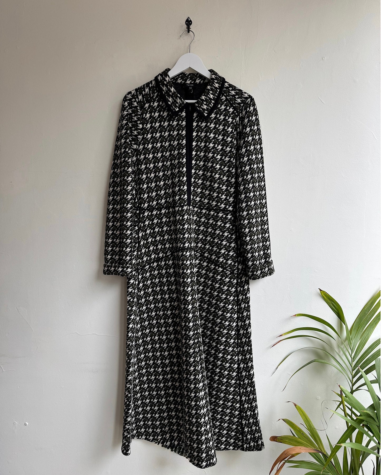 Houndstooth Dress ~ Size 16