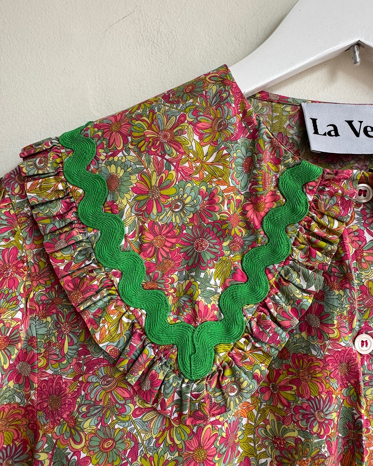 Floral Blouse ~ Size L