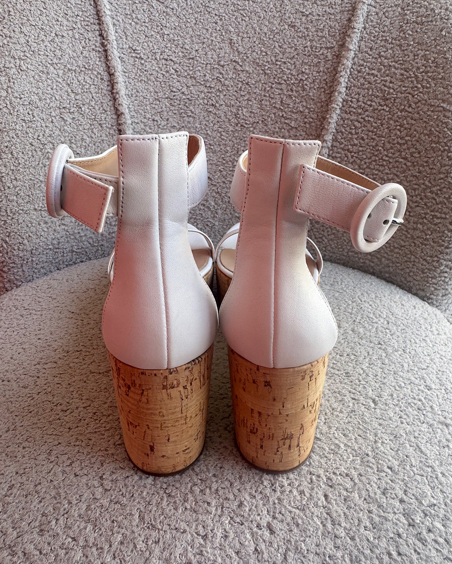 Gianvito Rossi White Wedges ~ Size 7
