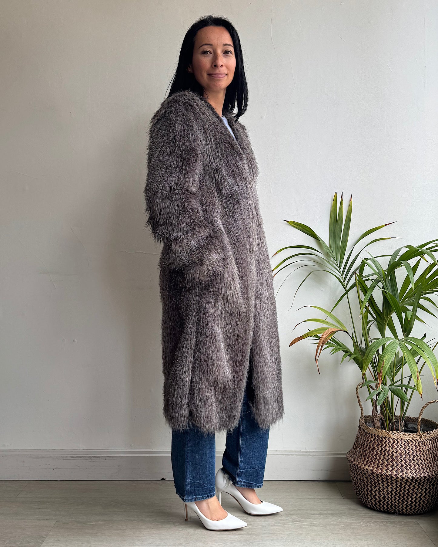Dianoras Coat ~ Size 8