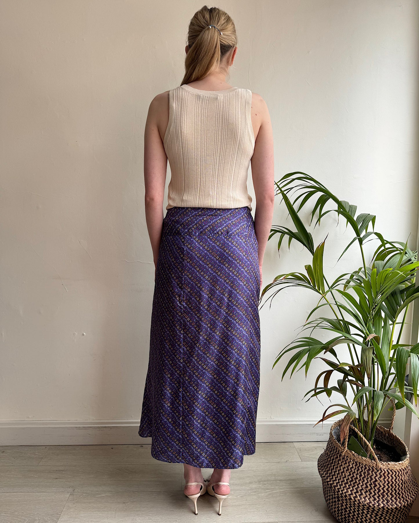 Patterned Wrap Skirt ~ Size 12