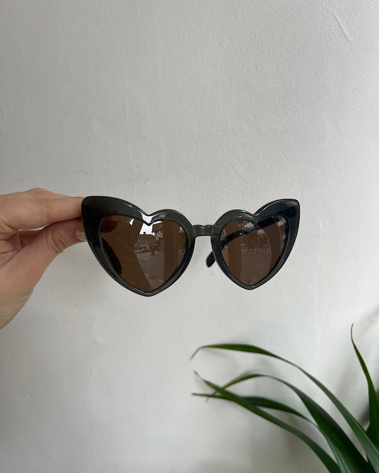 Green ‘Lou Lou’ Heart Sunglasses