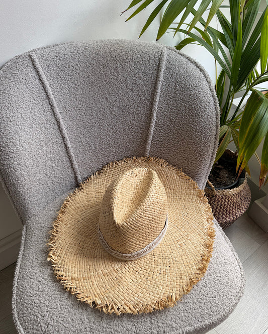 Straw Hat ~ Size 57