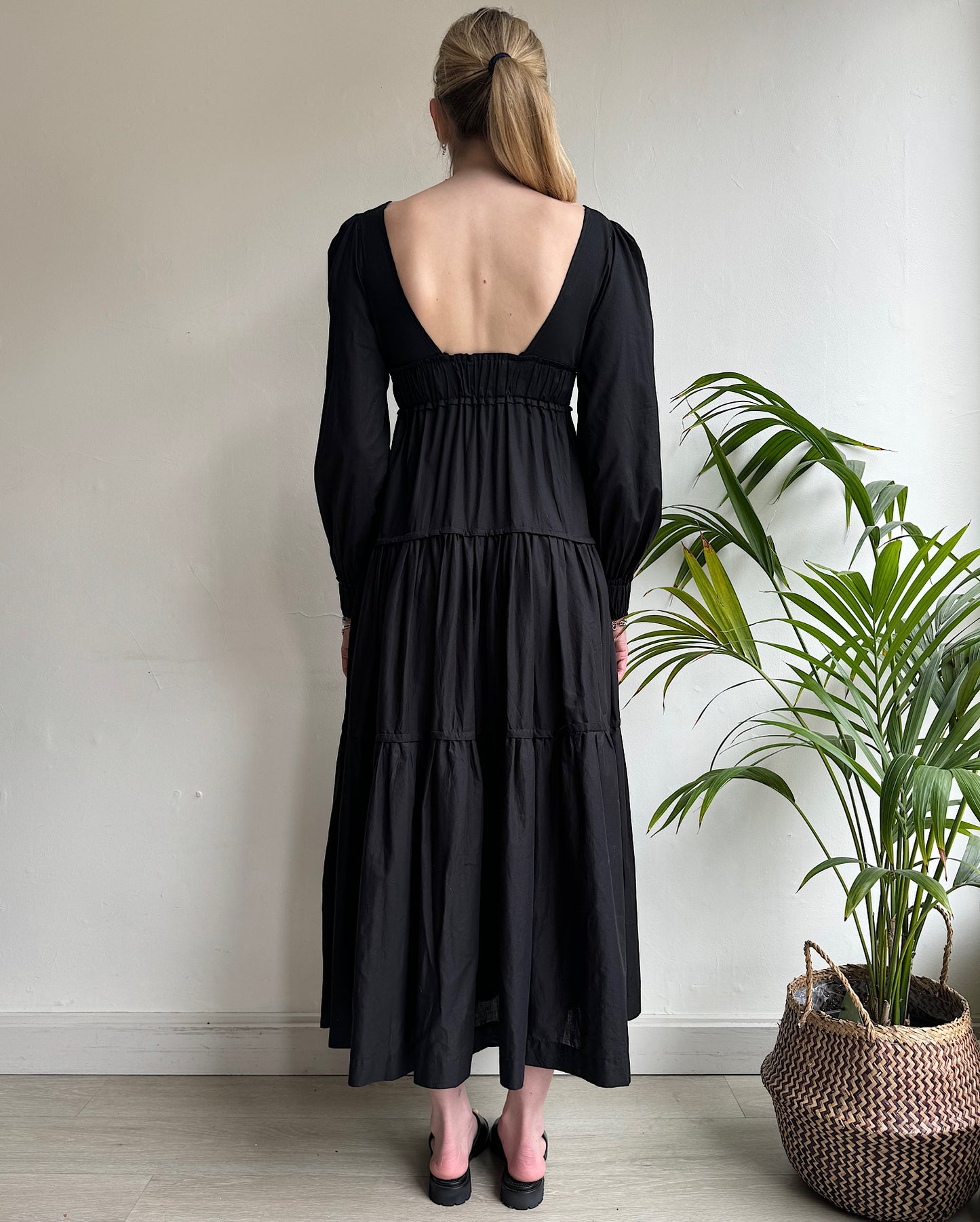 Black Maxi Dress ~ Size 8