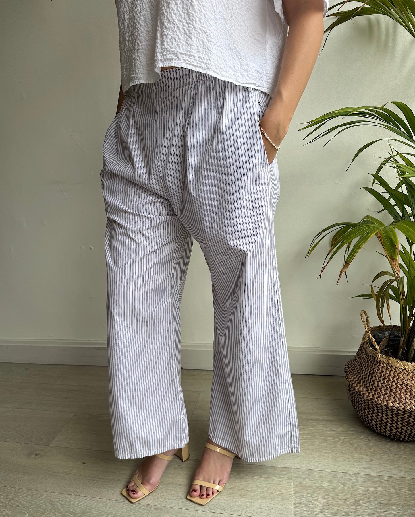 Striped Wide-Leg Trousers ~ Size M