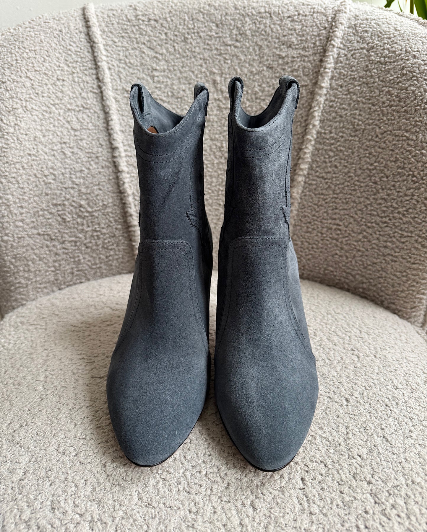 Suede Boots ~ Size 4