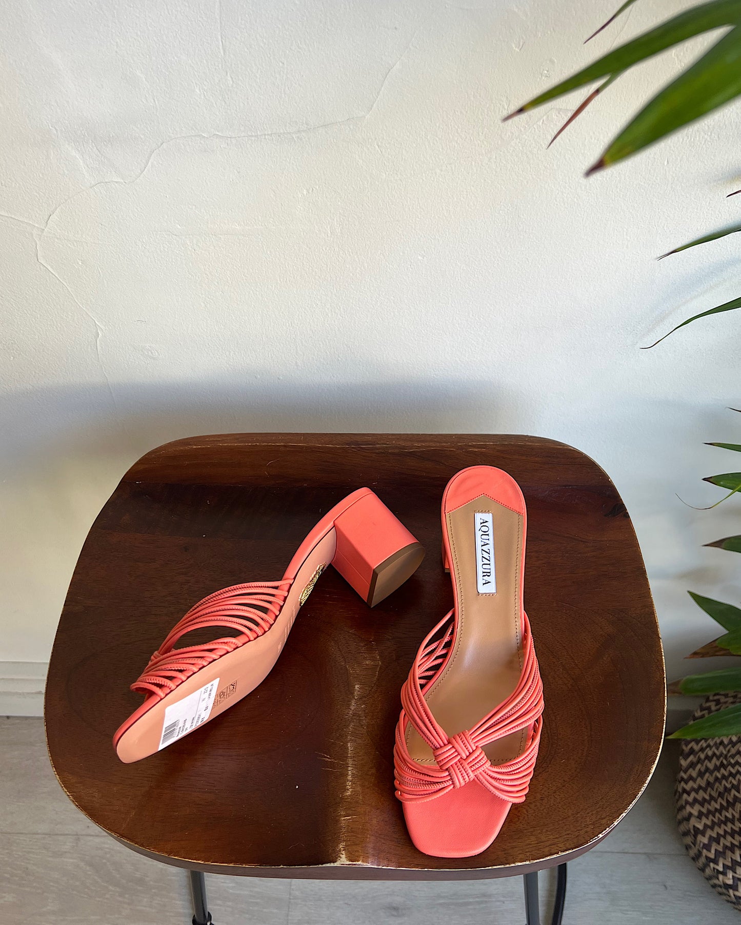 Coral Heeled Sandals ~ Size 38.5/5.5
