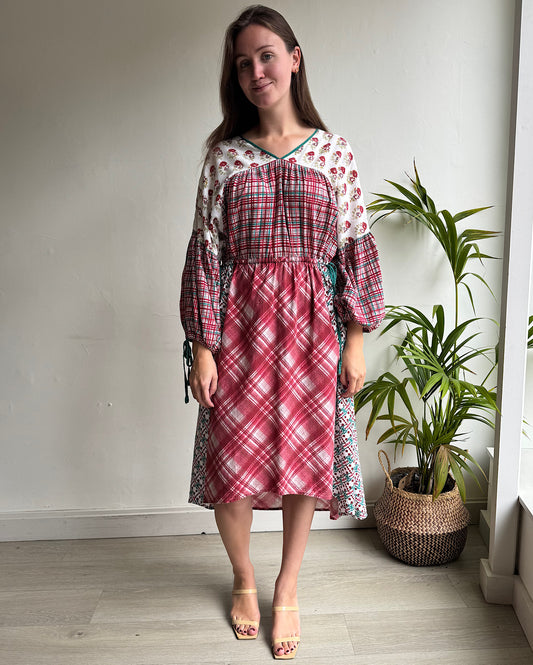 Patterned Dress ~ Size S