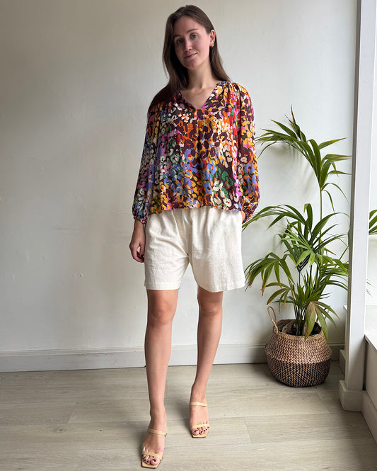 Cream shorts ~ Size 12
