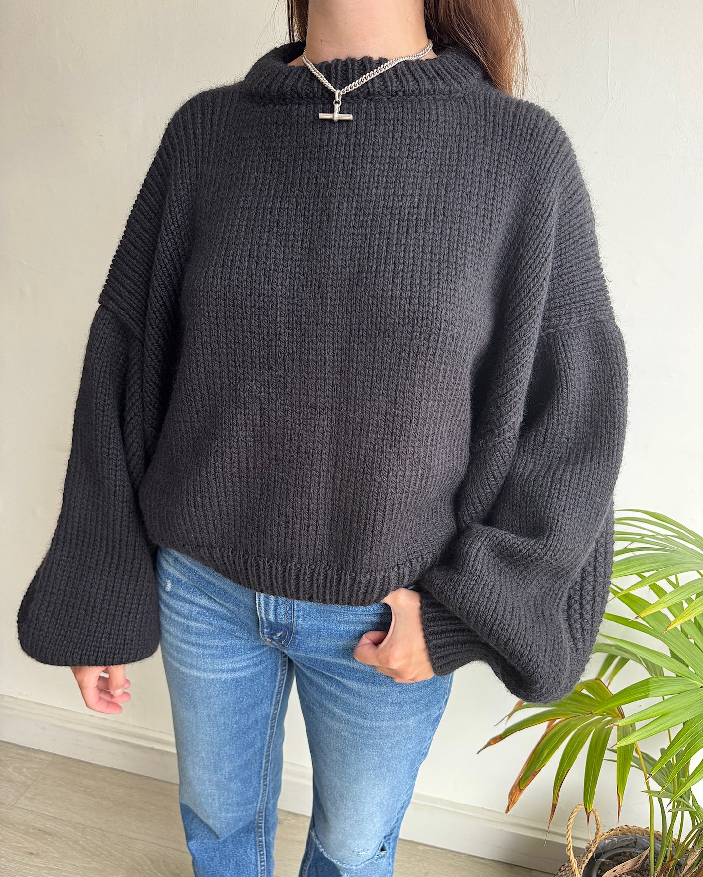 Black Chunky Knit ~ Size M/L