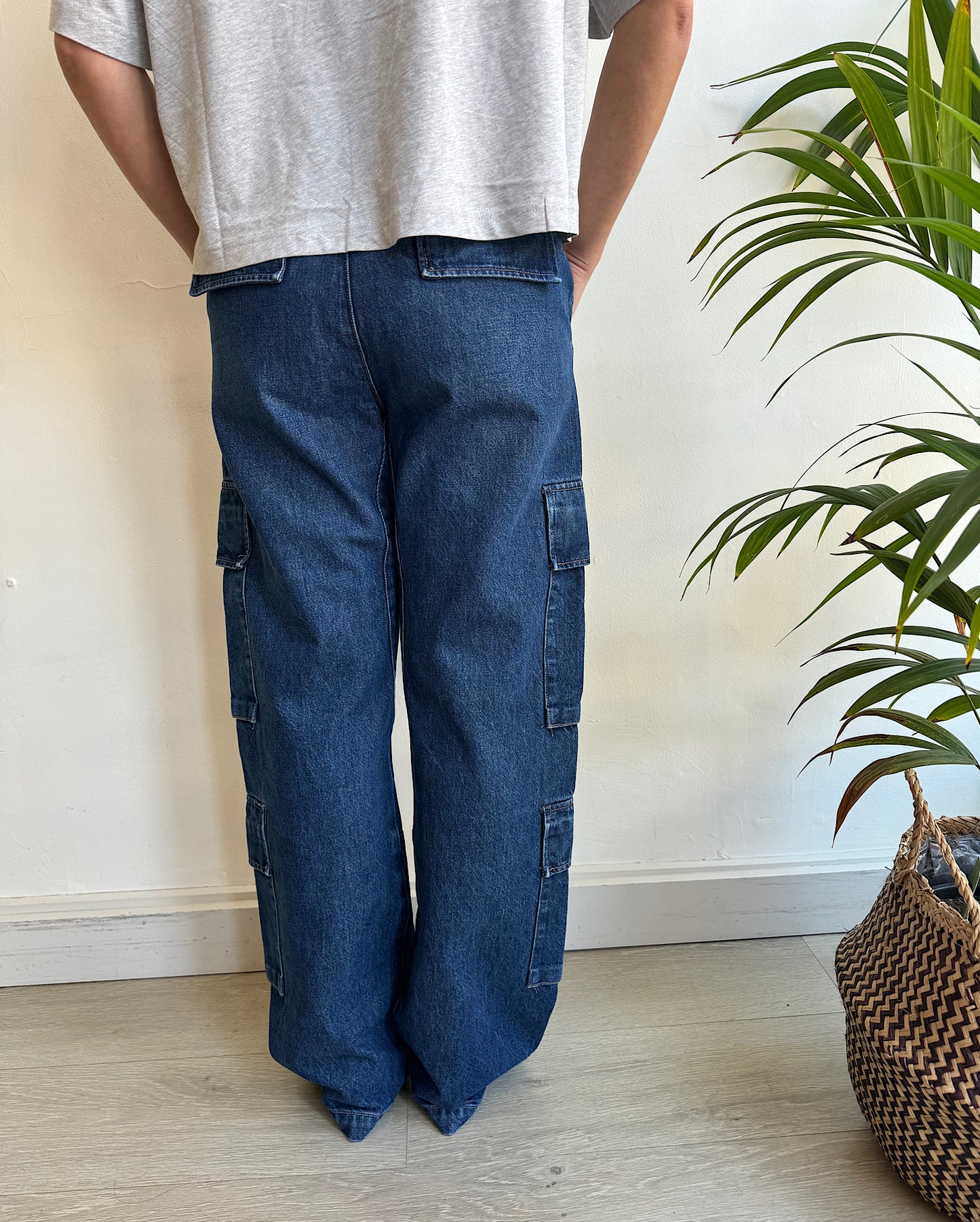 Denim Cargos ~ Size 25