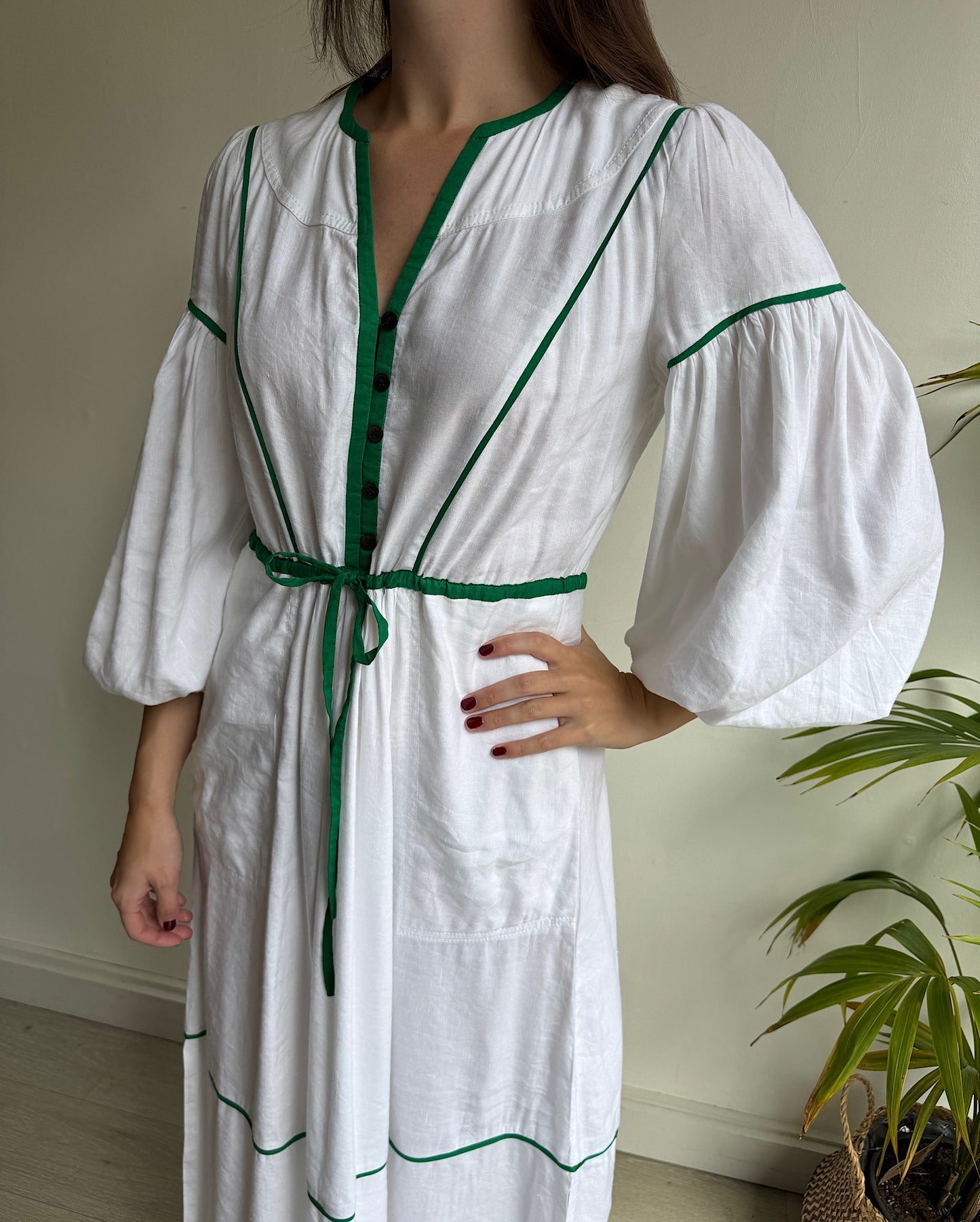 SALE White Dress ~ Size 8