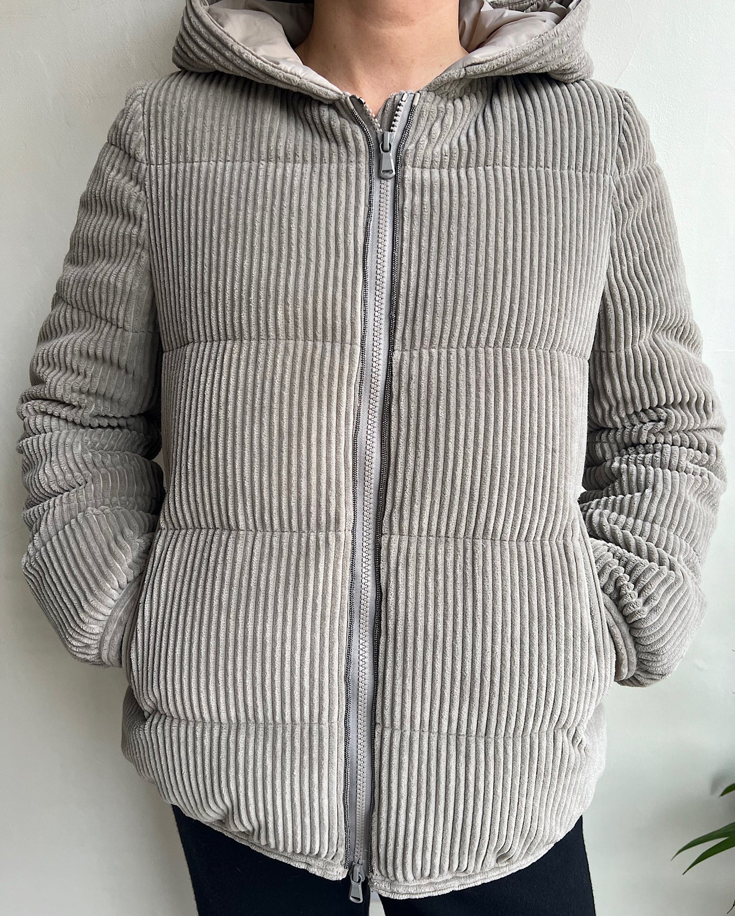 Grey Ribber Puffer Coat ~ Size M