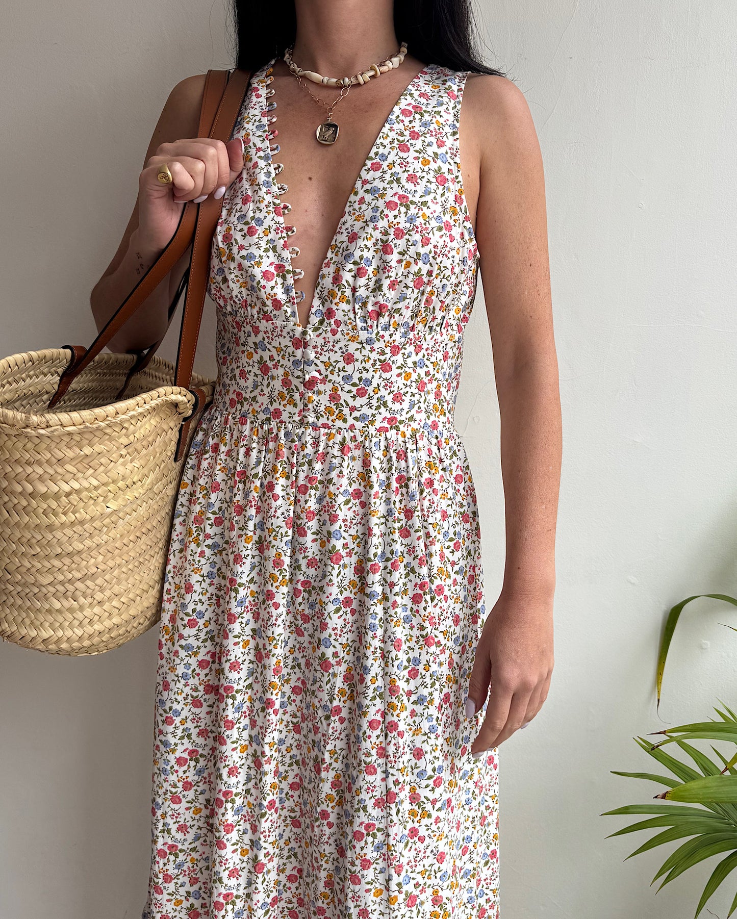 Reformation Floral V Neck Dress ~ Size 8