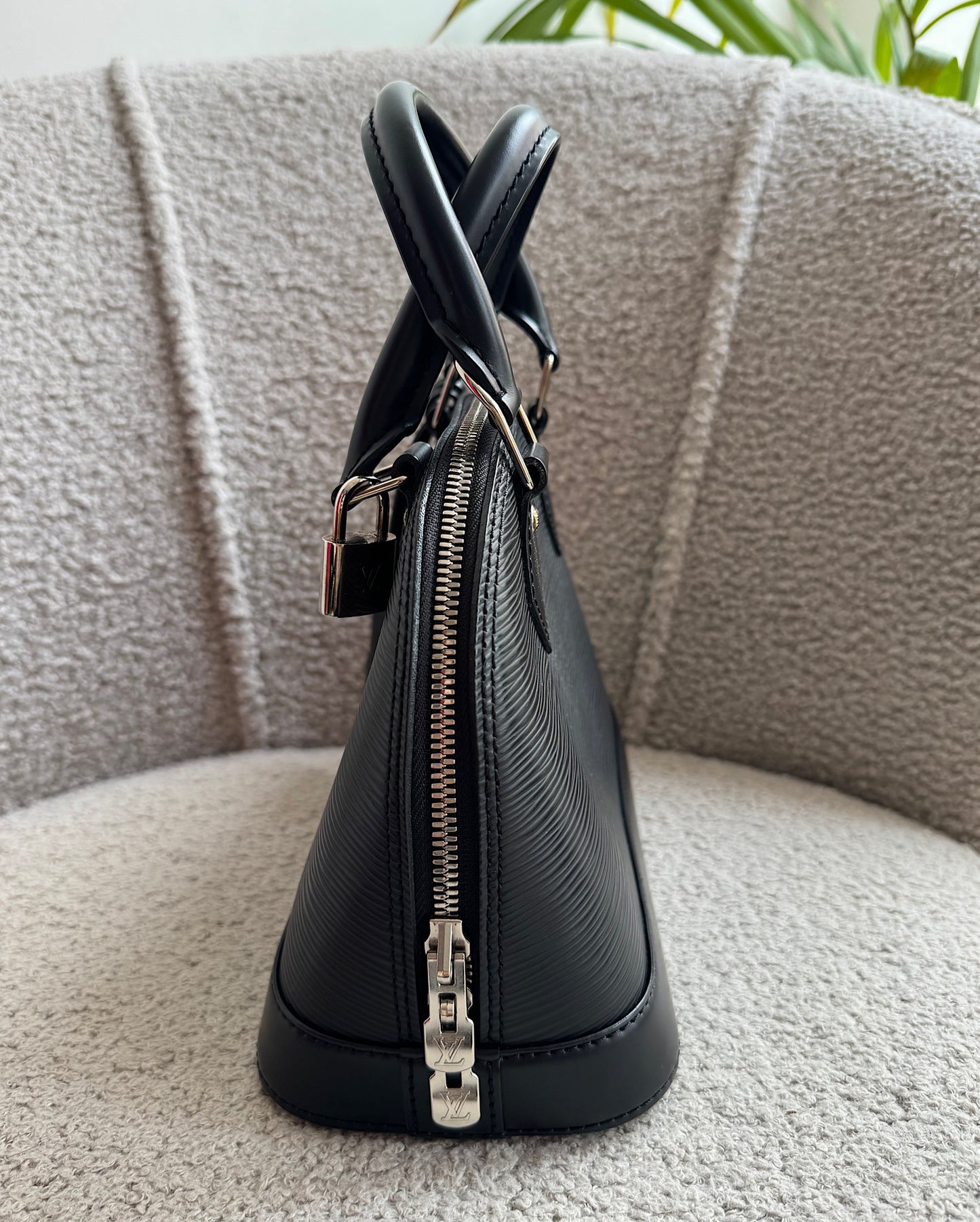 Louis Vuitton Alma BB Bag