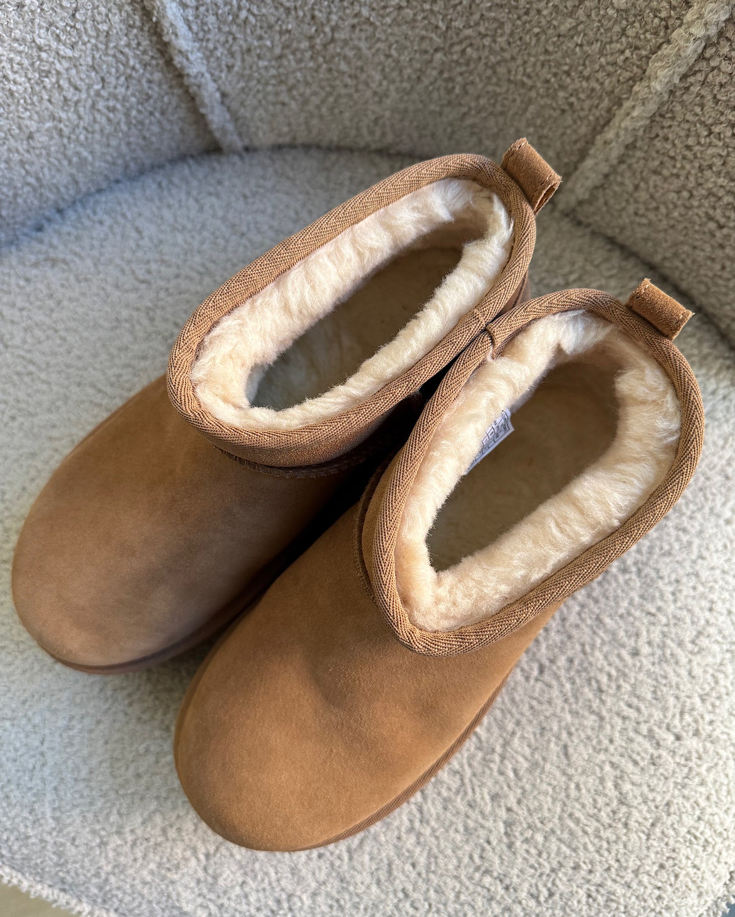 Ultra Mini Platform Boots ~ Size 5