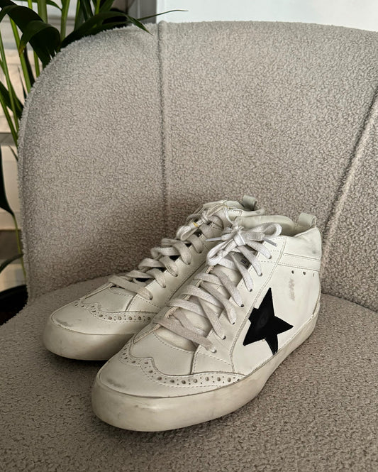 SALE White Trainers ~ Size 6