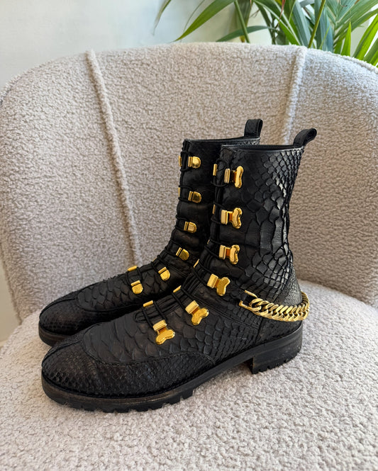 Black Boots ~ Size 4