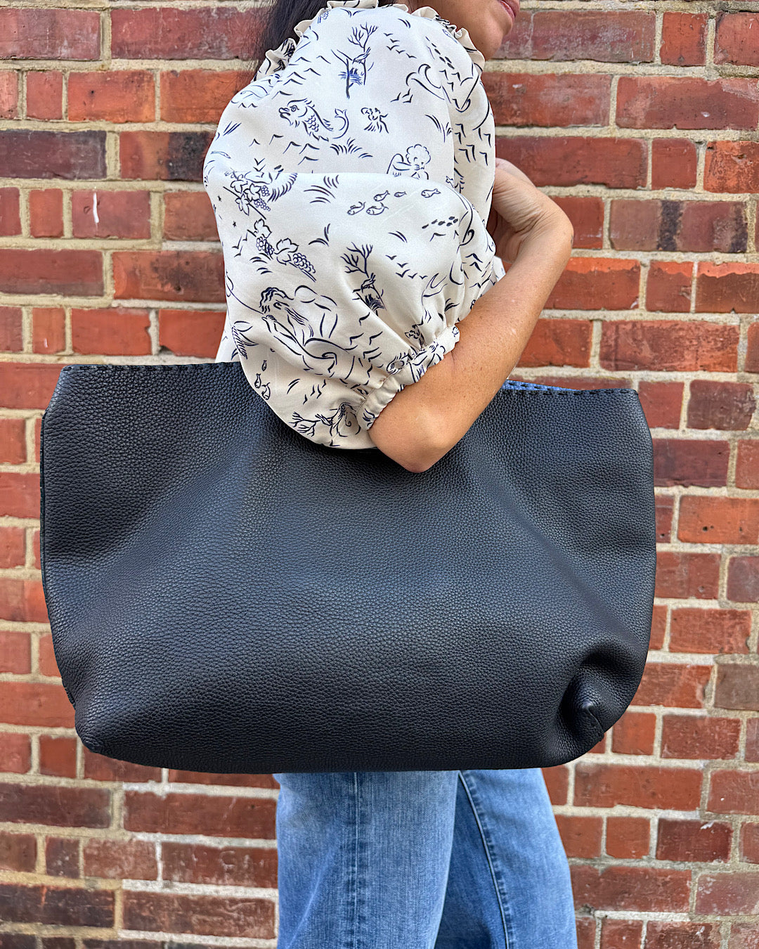 Fendi Black Grained Leather Tote