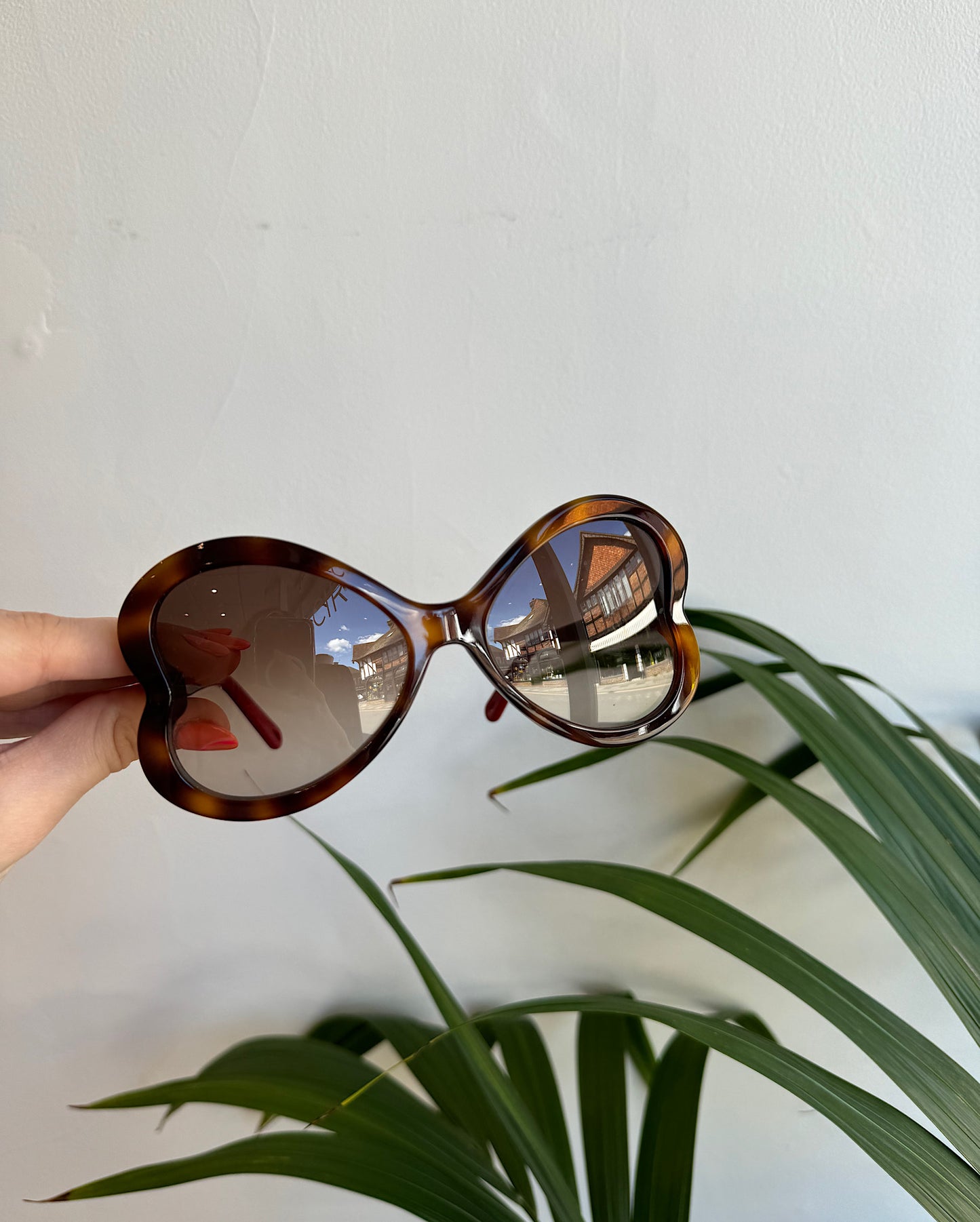 ‘Bonnie’ Heart Sunglasses
