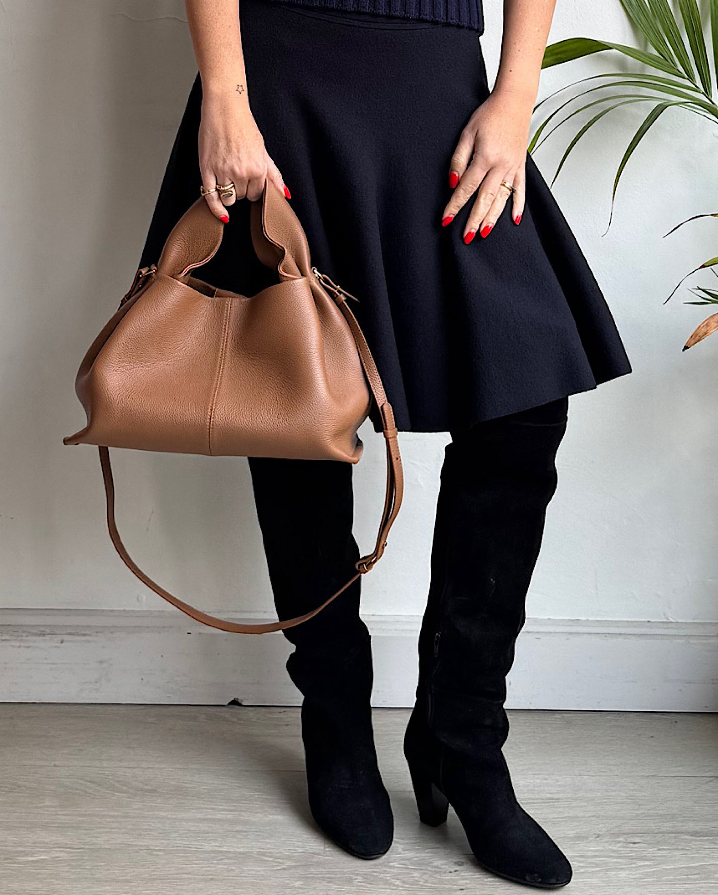 Navy Flippy Skirt ~ Size L