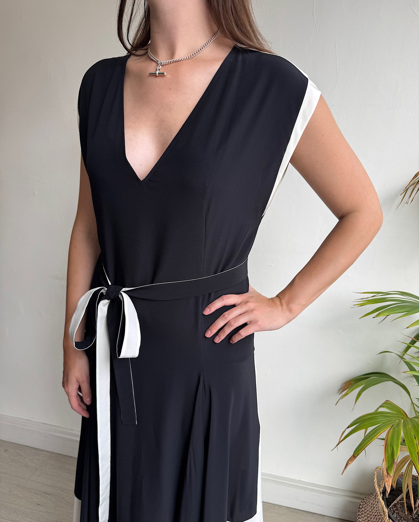 Black & Ivory Maxi Dress ~ Size 8