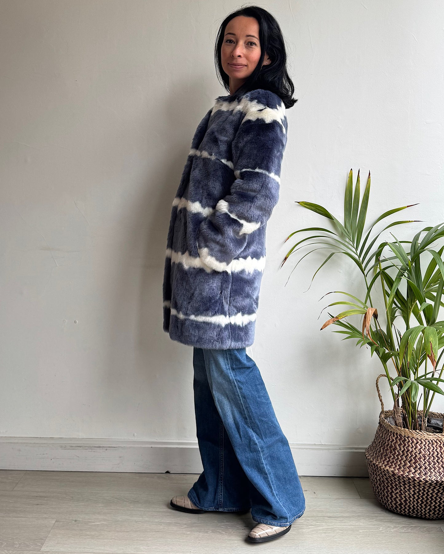 Faux Fur Coat ~ Size S