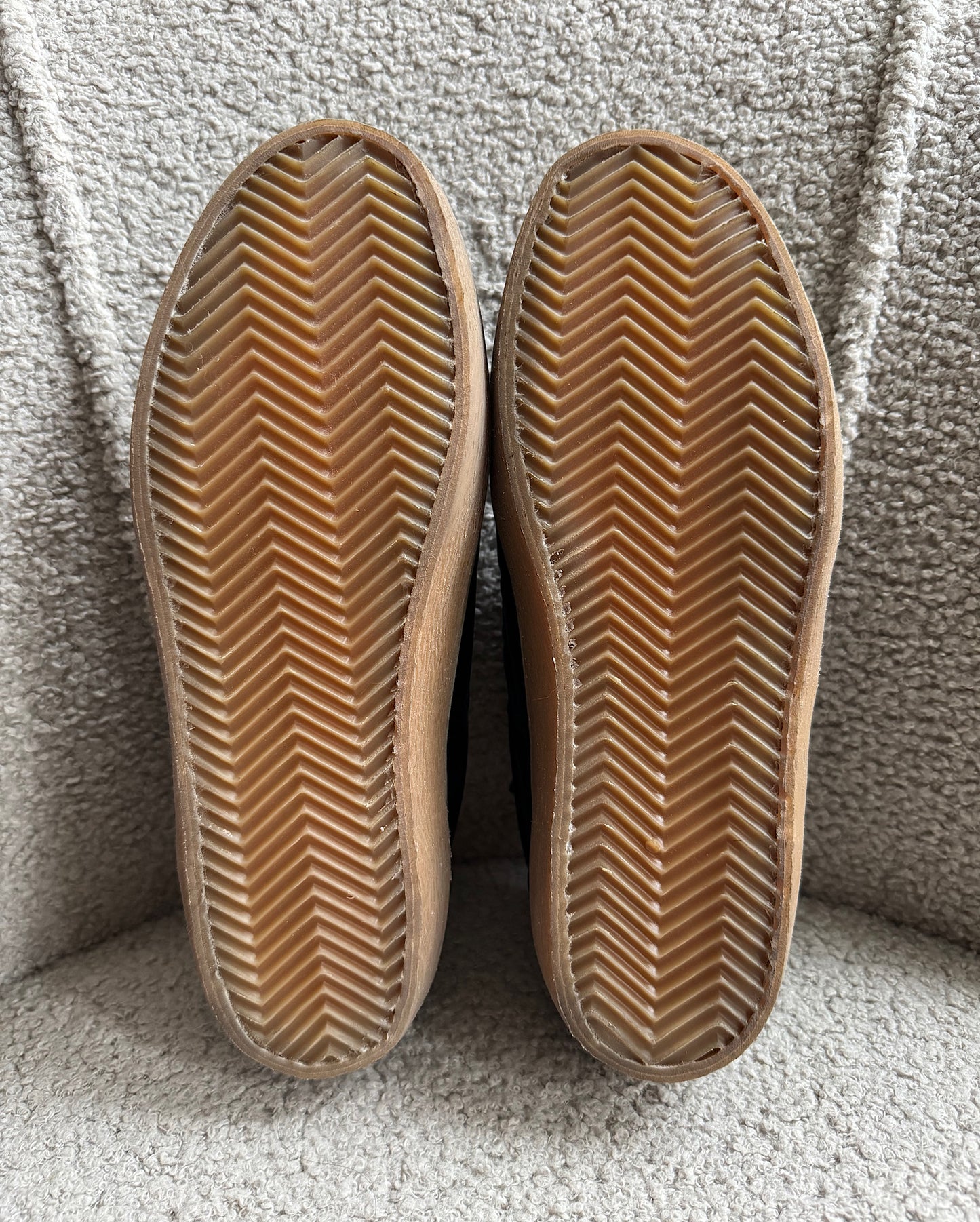 Navy Trainers ~ Size 6