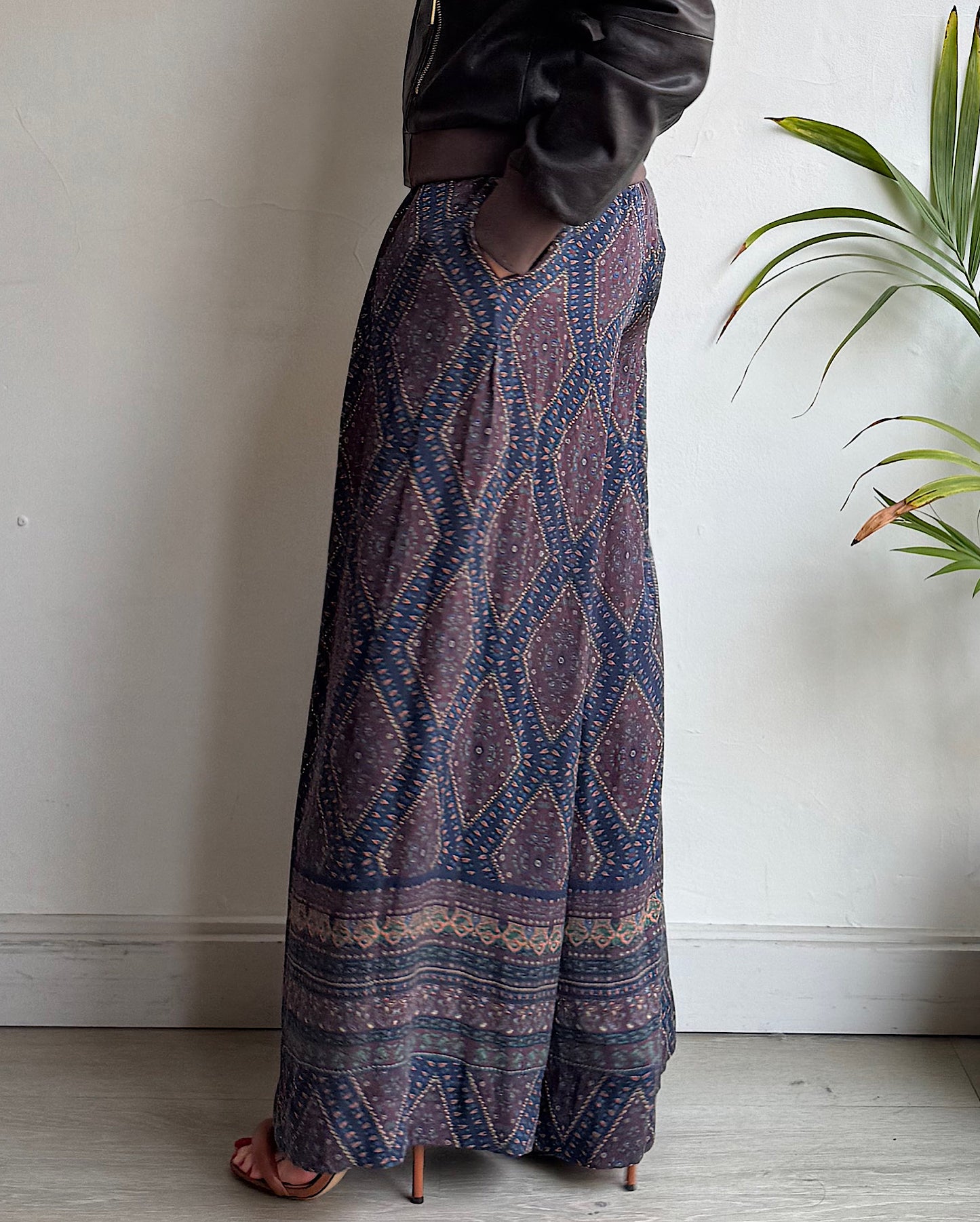 Patterned Silk Trousers ~ Size 8