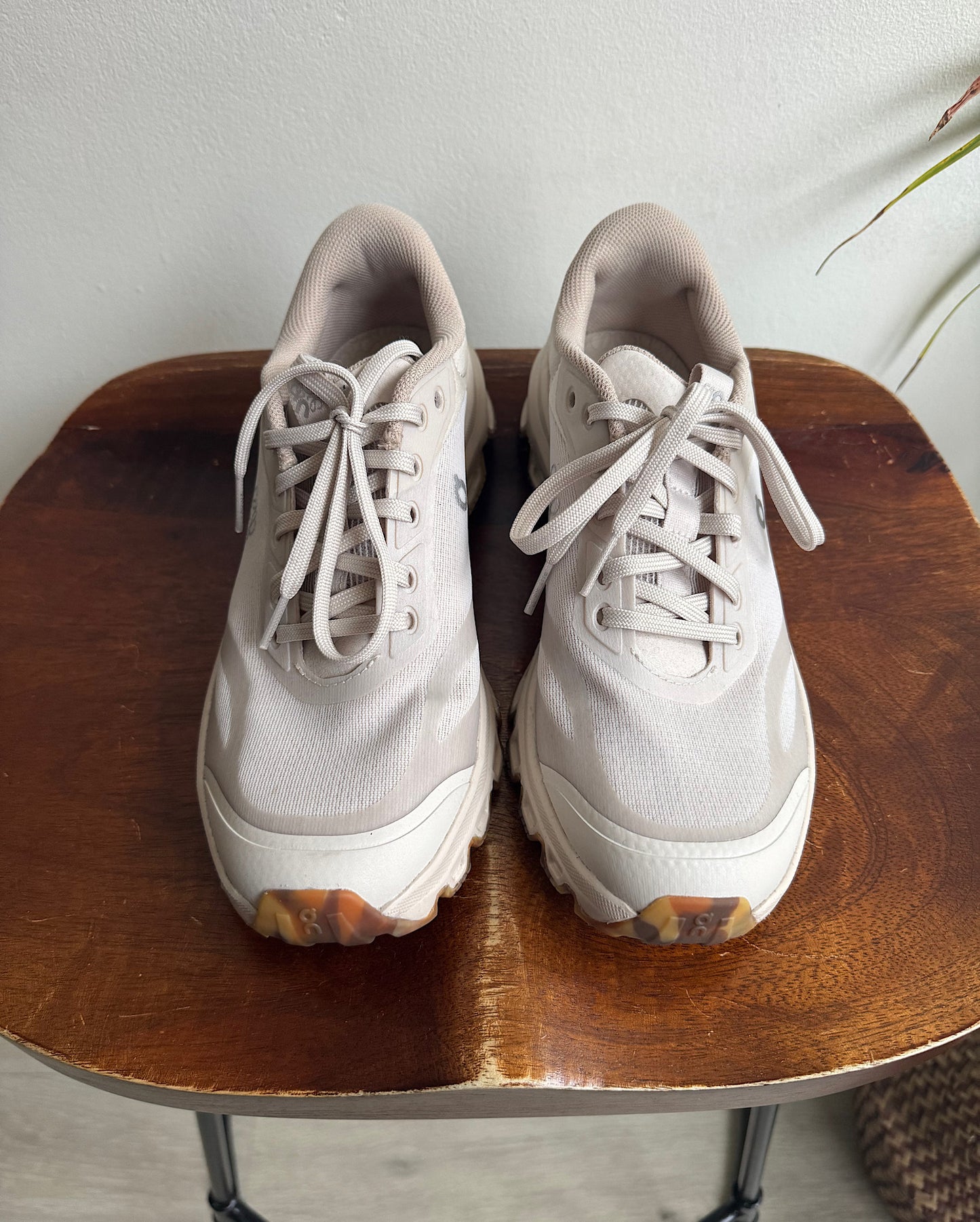 On x Loewe Trainers ~ Size 5