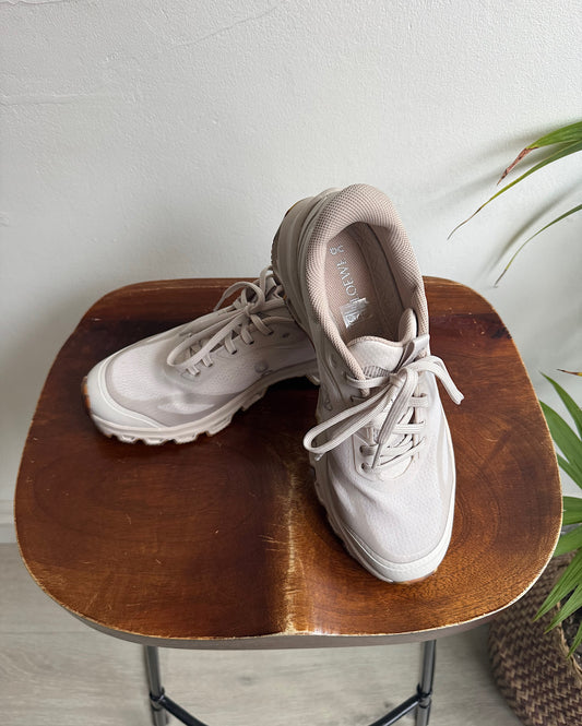 On x Loewe Trainers ~ Size 5