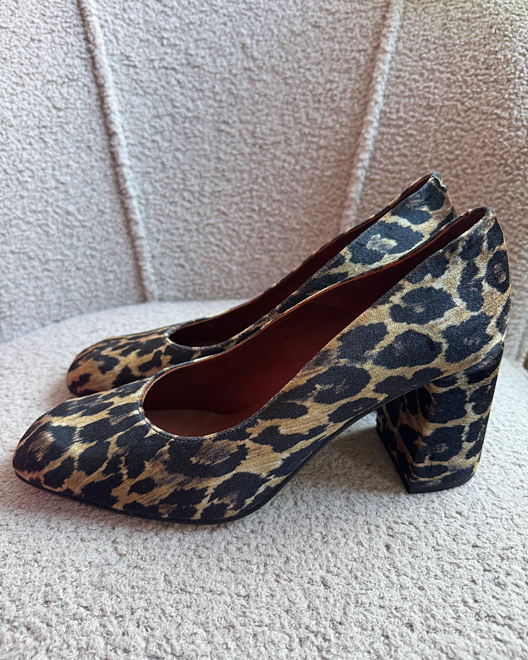 Penelope Chilvers Velvet Animal Print Heels ~ Size 8